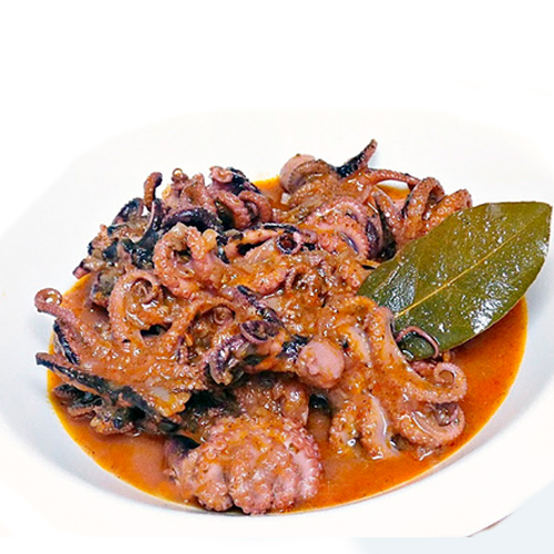 Pulpo BBQ en salsa de ajo