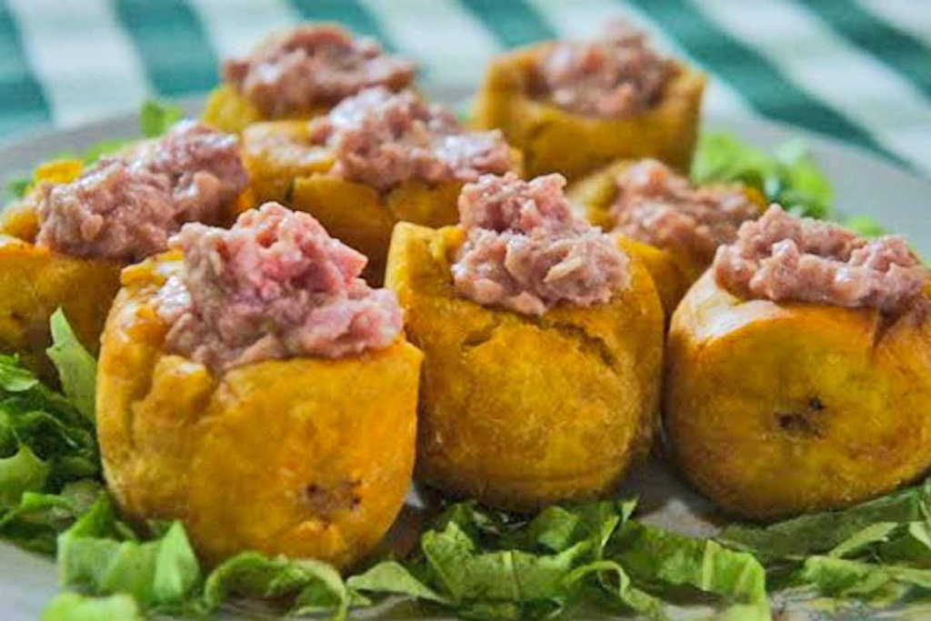 Tostones rellenos atún
