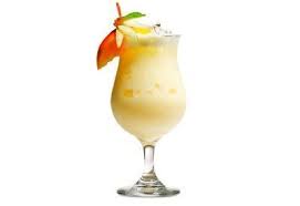 [M24-000776] Piña Colada con alcohol
